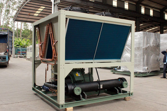 工業(yè)冷水機(jī)漏油故障該怎么解決？