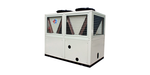 低溫風(fēng)冷渦旋熱泵機(jī)組智能化控制，用戶可隨時(shí)了解機(jī)組情況